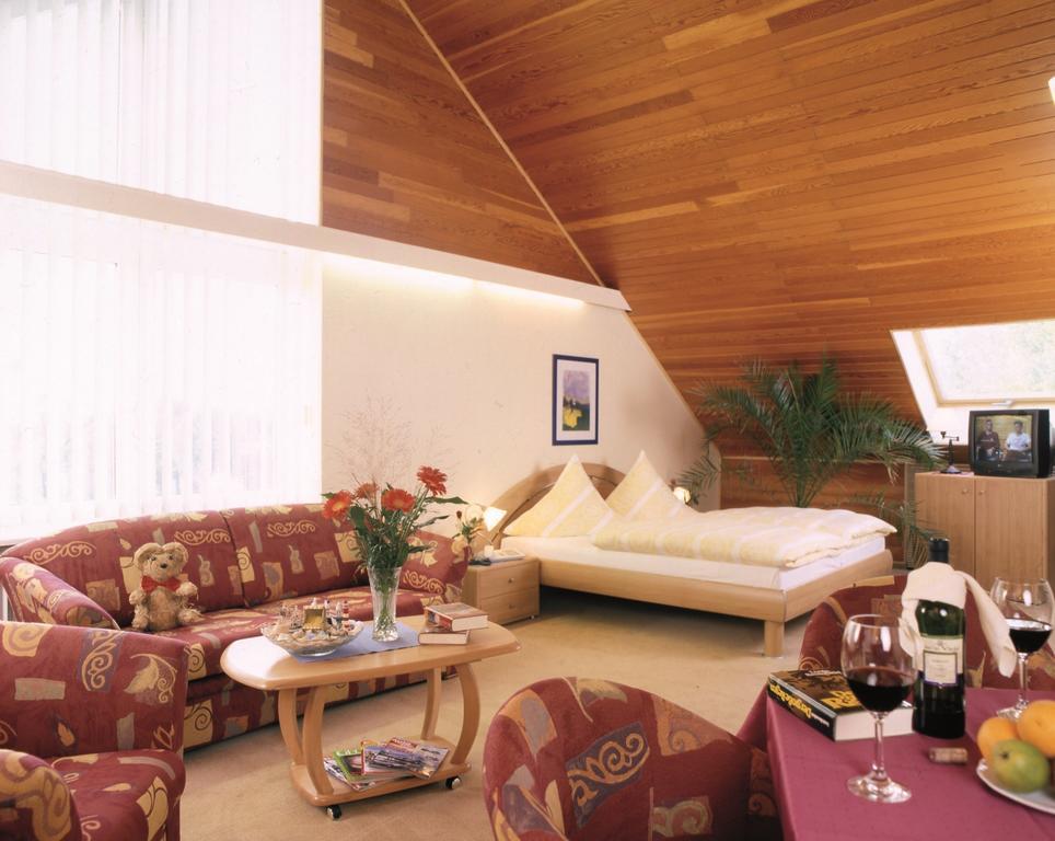 Hotel Hasselbarth بورغ أوف فيهمارن الغرفة الصورة